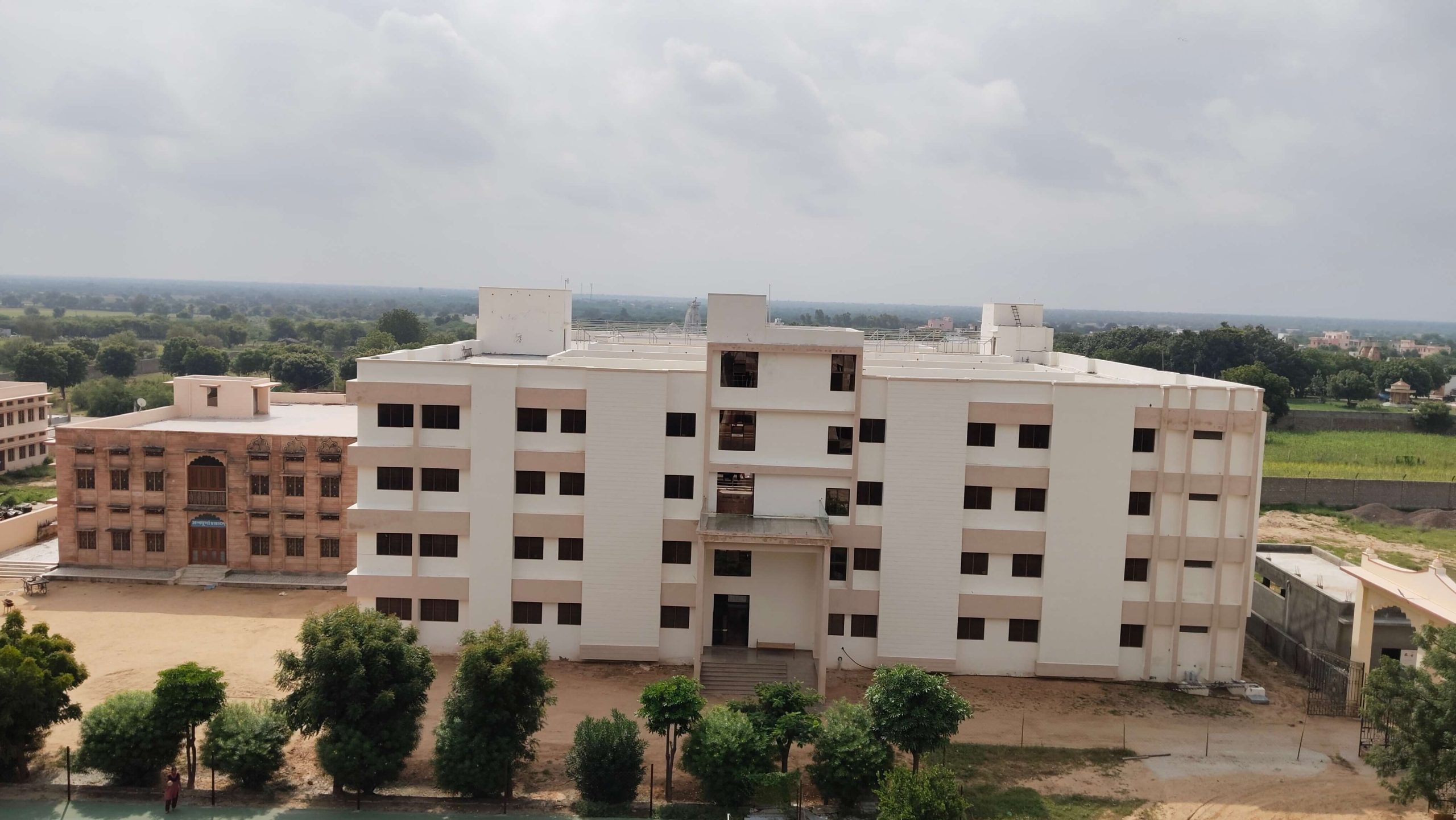 kanya gurukul chenda hostel